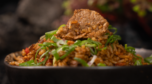 Yakimeshi de Lomo